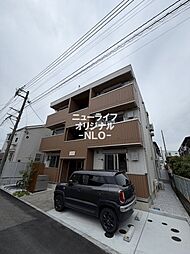 7 / 22