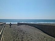 茅ヶ崎海岸まで590m