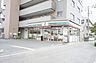 周辺：セブンイレブン 伊勢原池端店（392m）