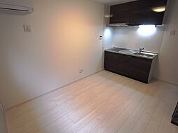 サウスヒルズII 1階1Kのリビング/ダイニング