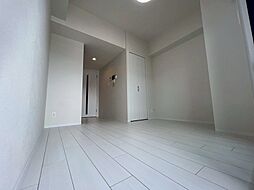 ファーストフィオーレ大阪ウエストウェルビング 8階ワンルームのリビング/ダイニング