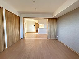 ヴィガラス7 410 4階1LDKのリビング/ダイニング