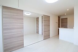 ハレ　グレース 202 2階1LDKのリビング/ダイニング