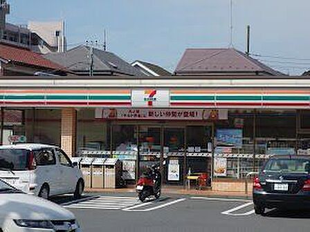 セブンイレブン海老名ゆみ橋店 780m
