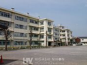 川崎市立久本小学校 徒歩10分。●昭和30年に高津小から分離独立してできた小学校です。授業で友達と対話しながら学びを深める楽しさを感じる。全教育活動に渡って、「かかわる力」を大切にしています●…