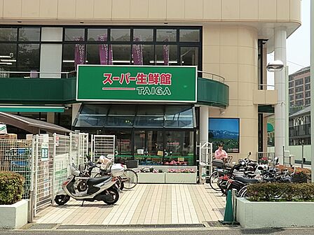 TAIGA岡津店 2400m