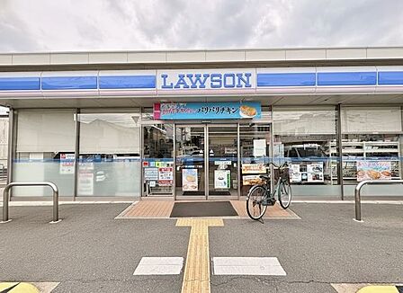 ローソン東大阪楠根二丁目店 1110m