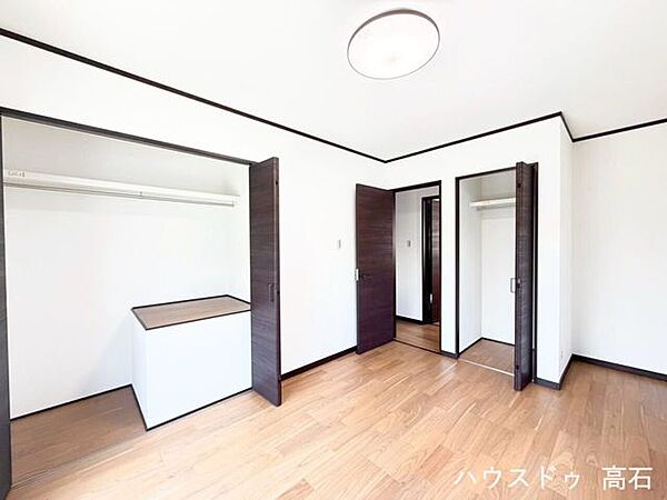 洋室を拡大表示
