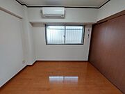 洋室5.7帖