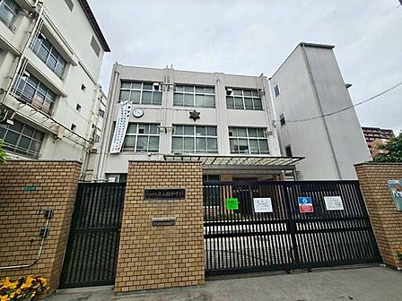 東三国中学校 374m