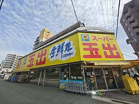スーパー玉出 淀川 400m