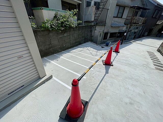 7 / 21