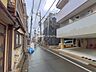 外観：前面道路含む現地