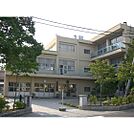 小学校「上田市立神川小学校まで2166ｍ」