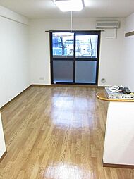 アーバン　ステージ 2階ワンルームのリビング/ダイニング