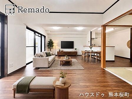■家族の笑顔が集う中心地■お気に入りの家具を迎え、窓からは心地の良い光が差し込みます。※CGで家具を配置しています。