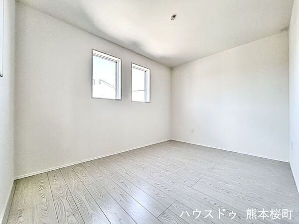 洋室を拡大表示