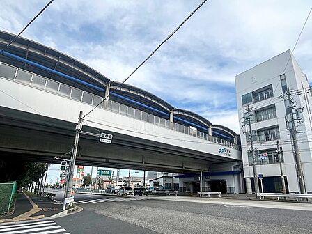 あおなみ線 稲永駅 1370m