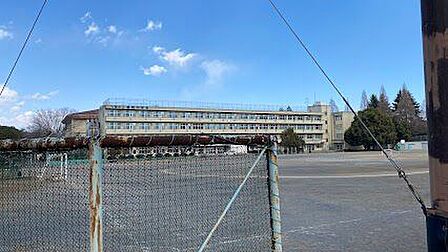 入間市立豊岡中学校 1530m