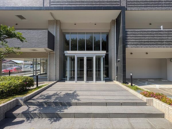 エントランスを拡大表示