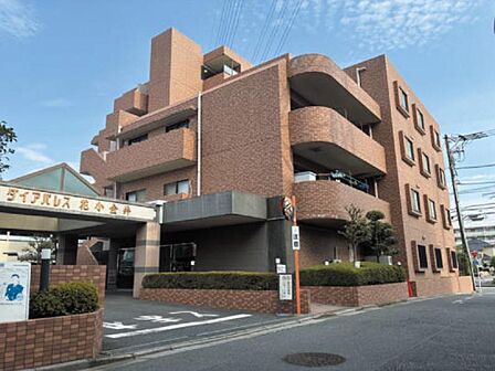 6階建て4階部分!南向きのマンションです!