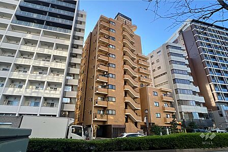 ライオンズマンション文京第2の外観(北東側から)