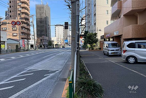 敷地の北西側前...