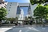 周辺：三楽病院の外観