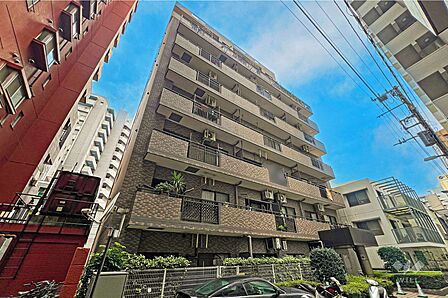 スカーラ台東根岸の外観（南側から）
