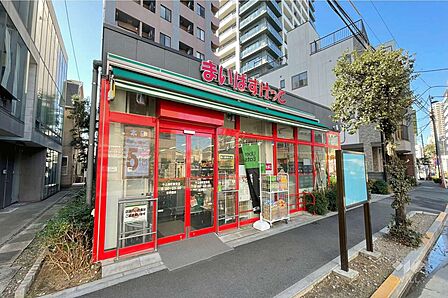 まいばすけっと(牛込柳町駅東店)の外観