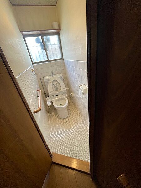 トイレを拡大表示