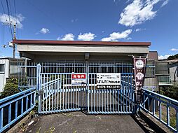 淡河町 店舗と住宅 倉庫 車庫20台駐車可