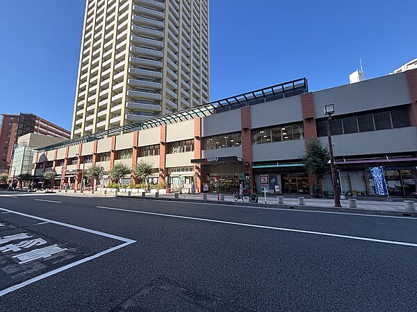 周辺を拡大表示