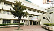 横浜市立共進中学校 徒歩10分。 800m