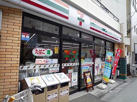 セブンイレブン板橋大和町店(174m)