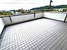 バルコニー：広ーいバルコニーから眺める景色は開放的です。