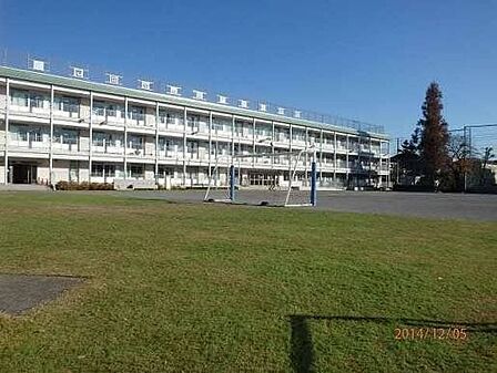 世田谷区立赤堤小学校 徒歩9分。 720m