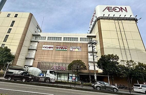 イオンモール　...