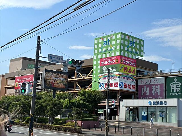 周辺