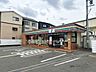 周辺：セブンイレブン摂津鳥飼中3丁目店 890m