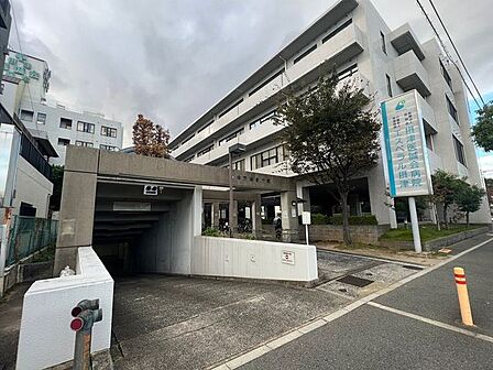 摂津医誠会病院 610m