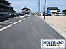 外観：前面道路含む現地写真