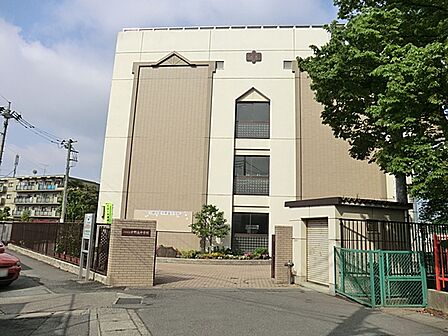 川崎市立中野島中学校まで約1500m(徒歩19分)