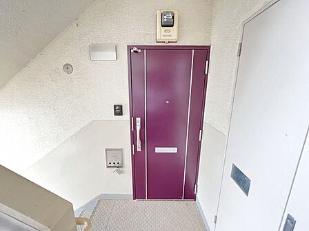 いつも気持ちよくご家族を迎えられる玄関です。