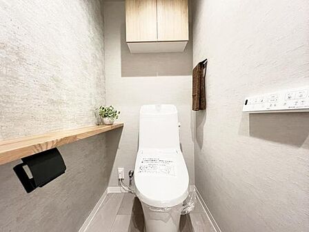 ほっと安らげるトイレ空間です。