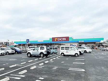 DCM 稲城押立店まで約2590m(徒歩33分)