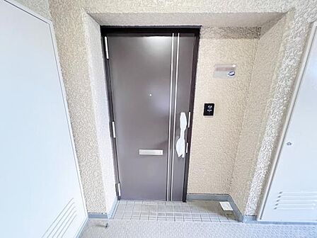 いつも気持ちよくご家族を迎えられる玄関です。