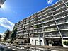 外観：8階建て・総戸数63戸のマンション「八事サンハイツ」。八事駅徒歩8分、エレベーター付きの住まいです♪毎日の通勤・通学や外出も移動しやすく、ペット飼育も規約の範囲で相談できます！