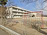 周辺：小学校 1800m 春日部市立南桜井小学校