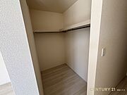 【収納】収納力と使いやすさにこだわった、毎日の暮らしを整えるウォークインクローゼット